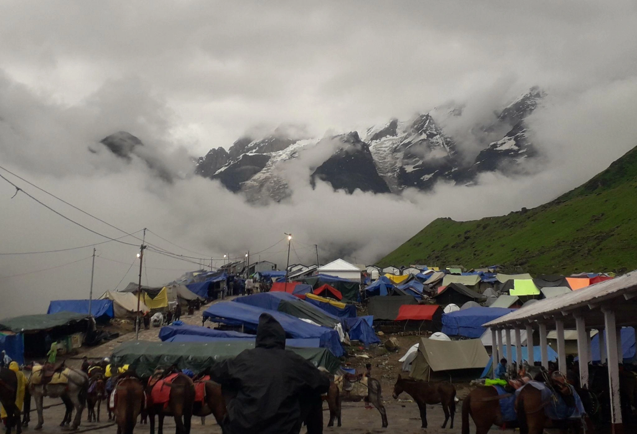 Snow peaks sunrise in Kedarnath Dham Yatra by Helicopter (Ex-Haridwar) tour package gallery image 4