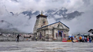 kedarnath Temple weather thumbnail for Char Dham Yatra Package (Ex-Haridwar) 4